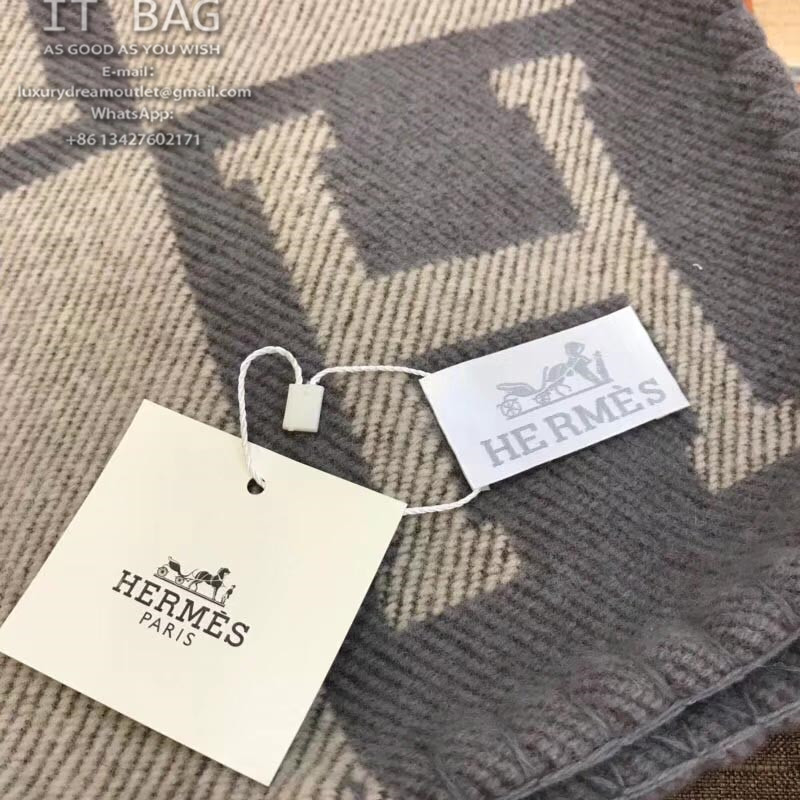 Hermes Avalon Blanket Gray 5